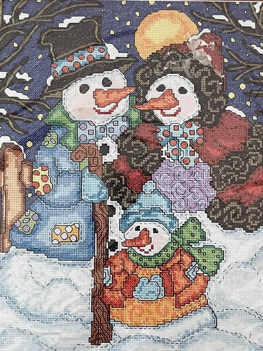 FREE SHIPPING - Janlynn Counted Cross Stitch Kit Snow Family